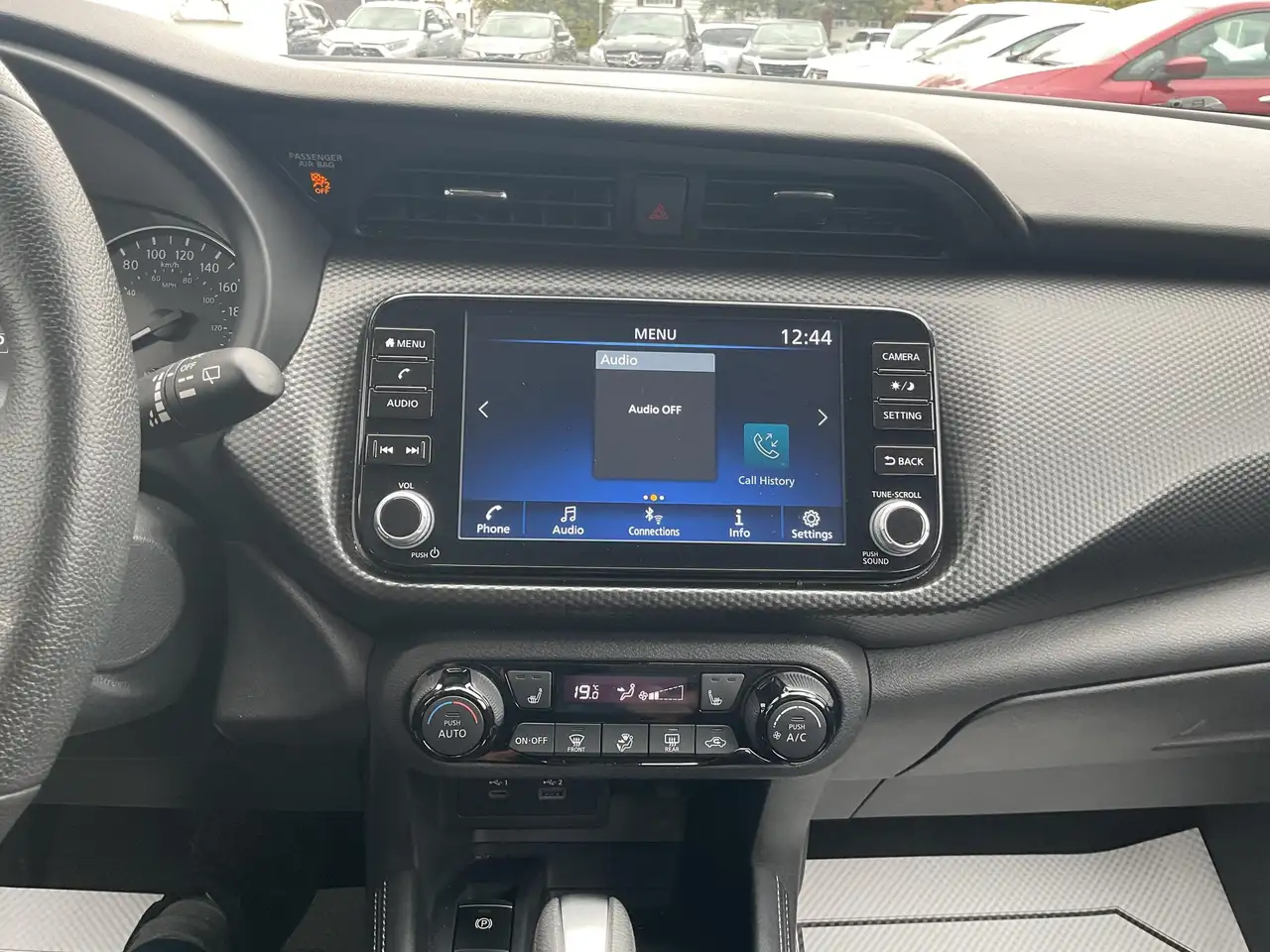 Nissan Kicks снимка Nissan Kicks