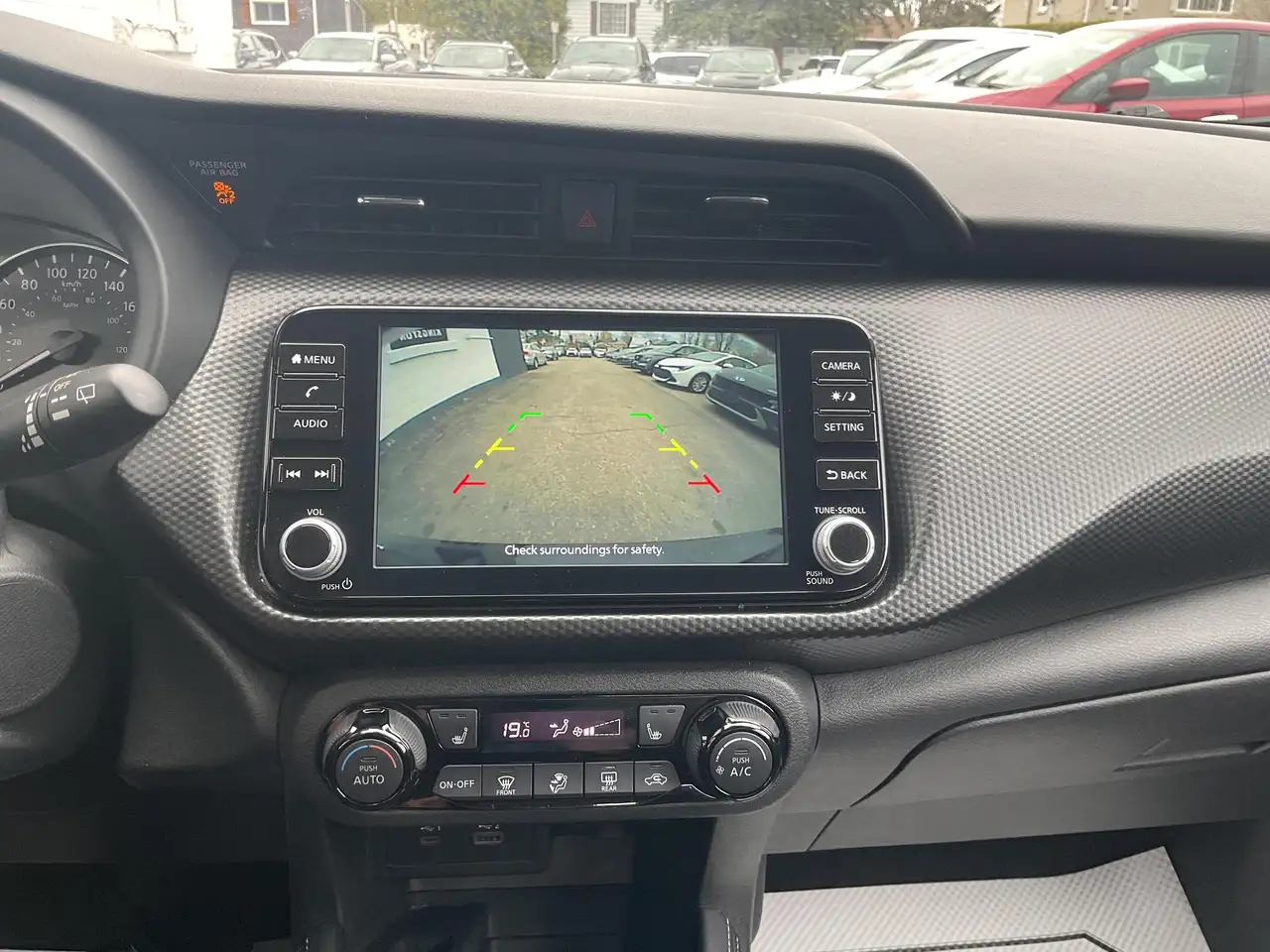 Nissan Kicks снимка Nissan Kicks