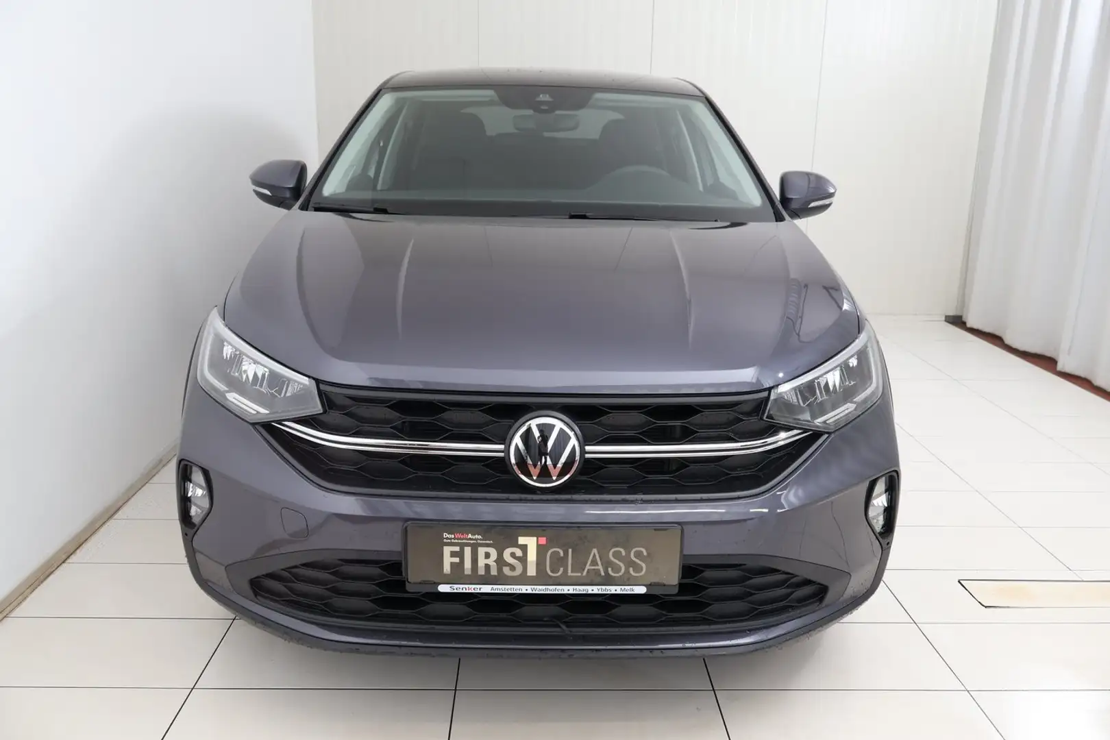 Volkswagen Taigo 4Me TSI Grau - 2