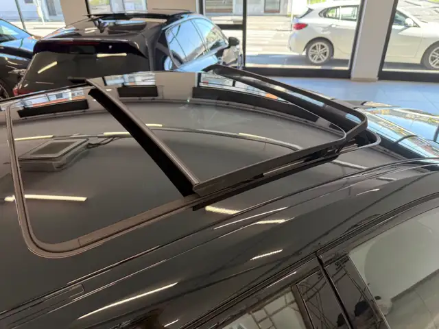 BMW 1 Series view 7