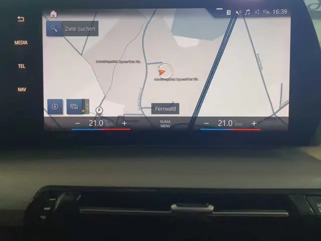 BMW 2 Series view 12