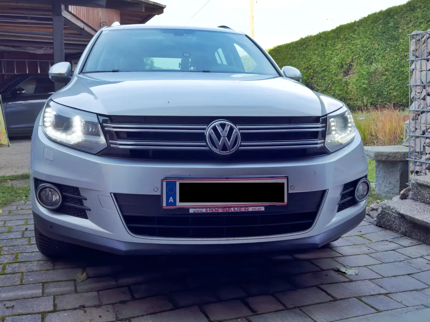 Volkswagen Tiguan Tiguan 2,0 TDI BMT 4Motion Sport Silber - 2