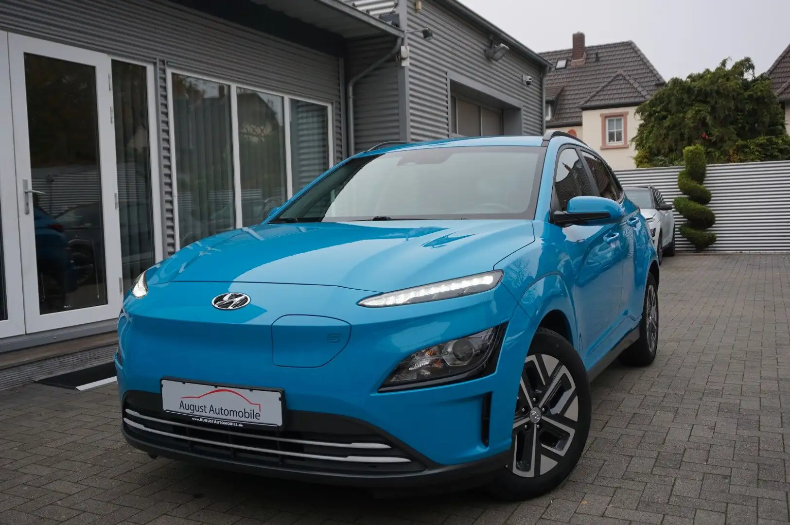 Hyundai KONA 30 Plus Navi KRELL Temp LKA Kam Carplay SHZ Синій - 1