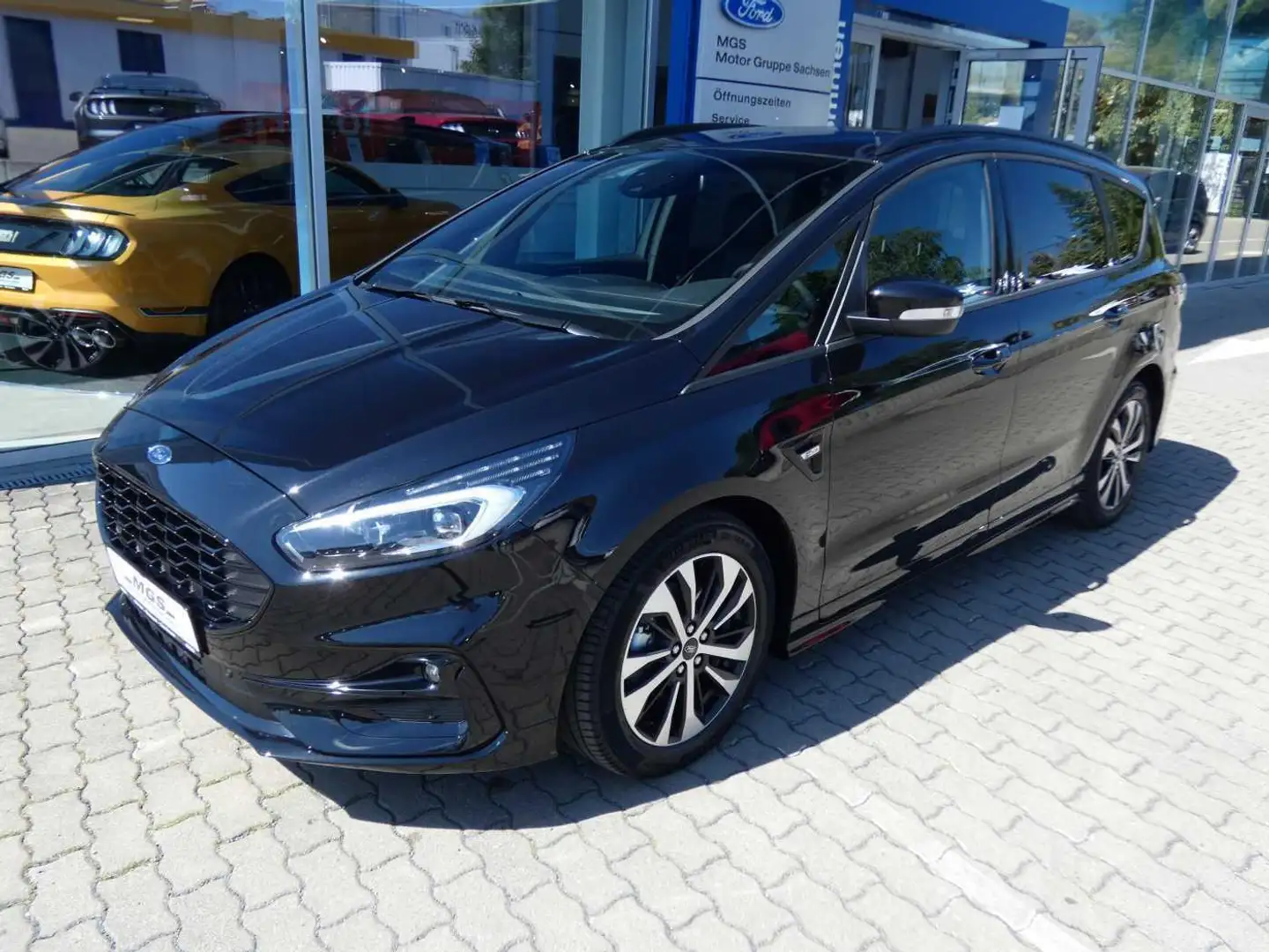 Ford S-Max 2,5 Hybrid ST-Line #Business II #AHZV crna - 1