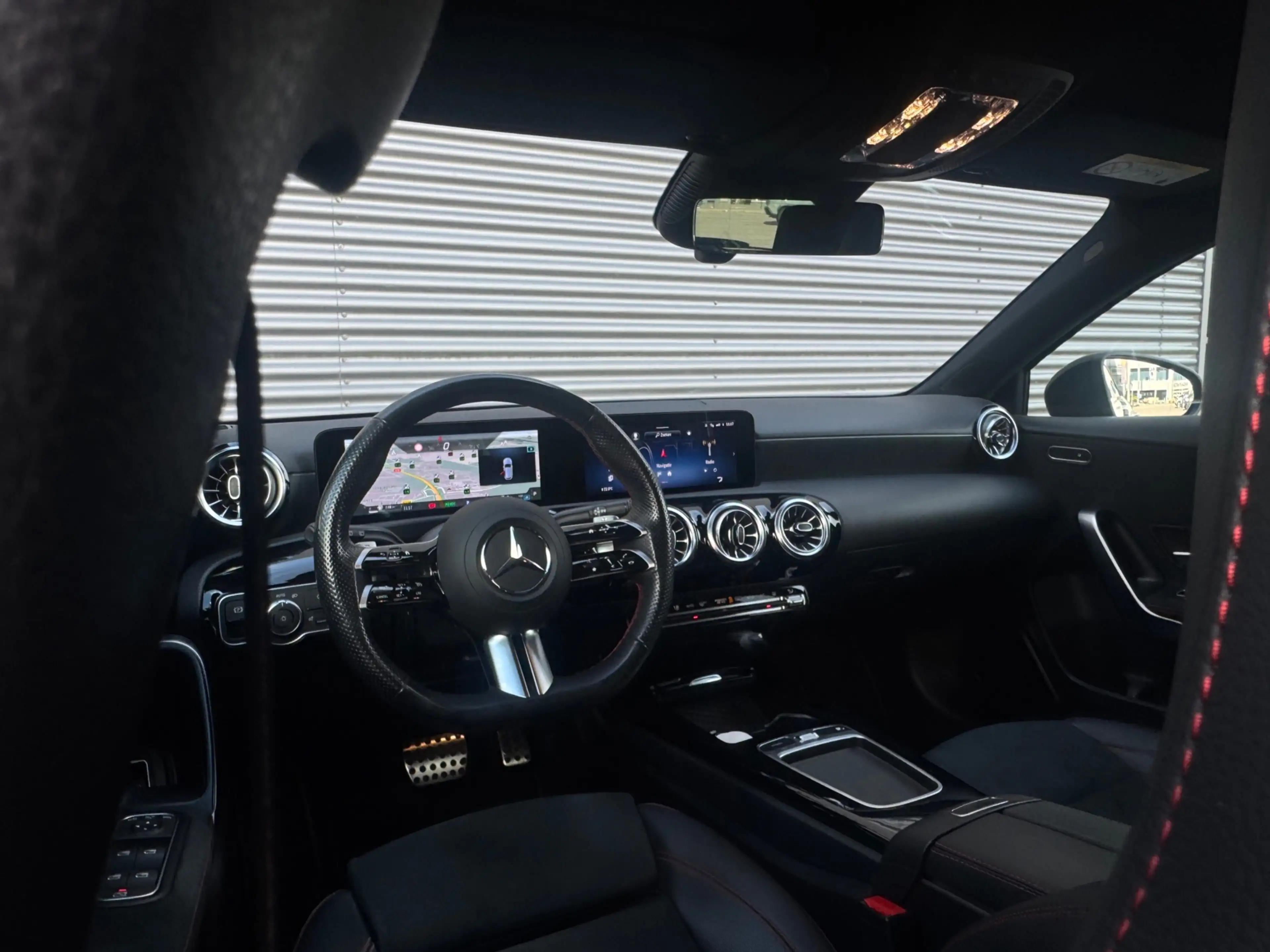Mercedes-Benz A 250 250E AMG l SFEERLICHT/CAM/FACELIFT — photo 11