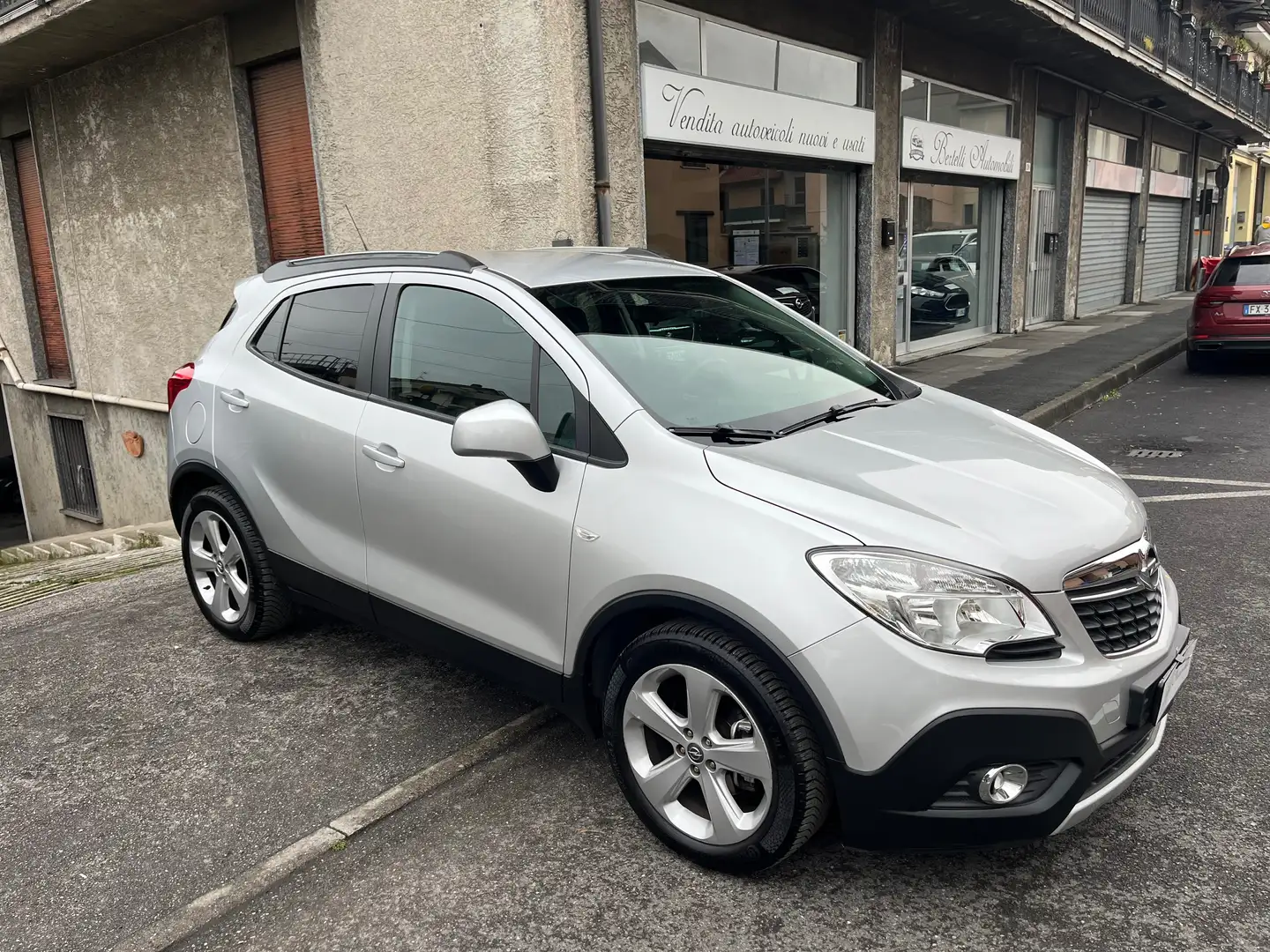 Opel Mokka 1.6 GPL Grau - 1