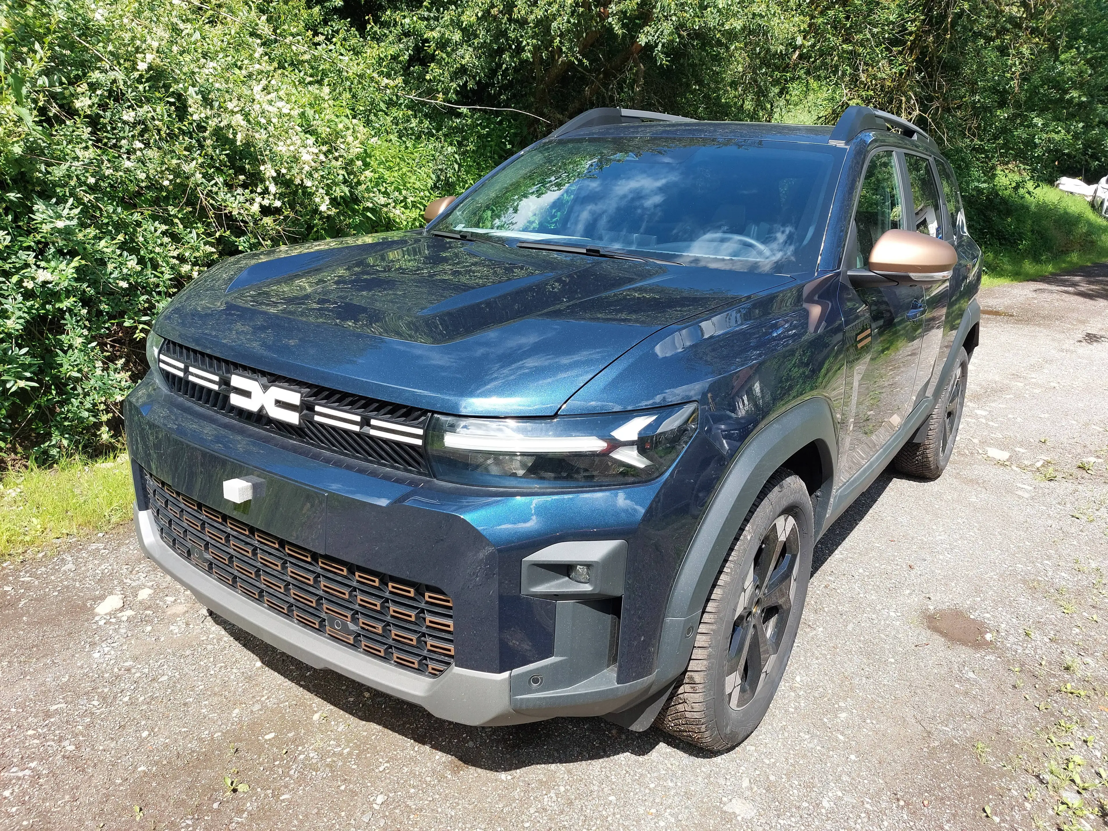 Dacia Bigster TCE130MH 4x4 Extreme Panoramadach SOFORT! Indigoblau Met.