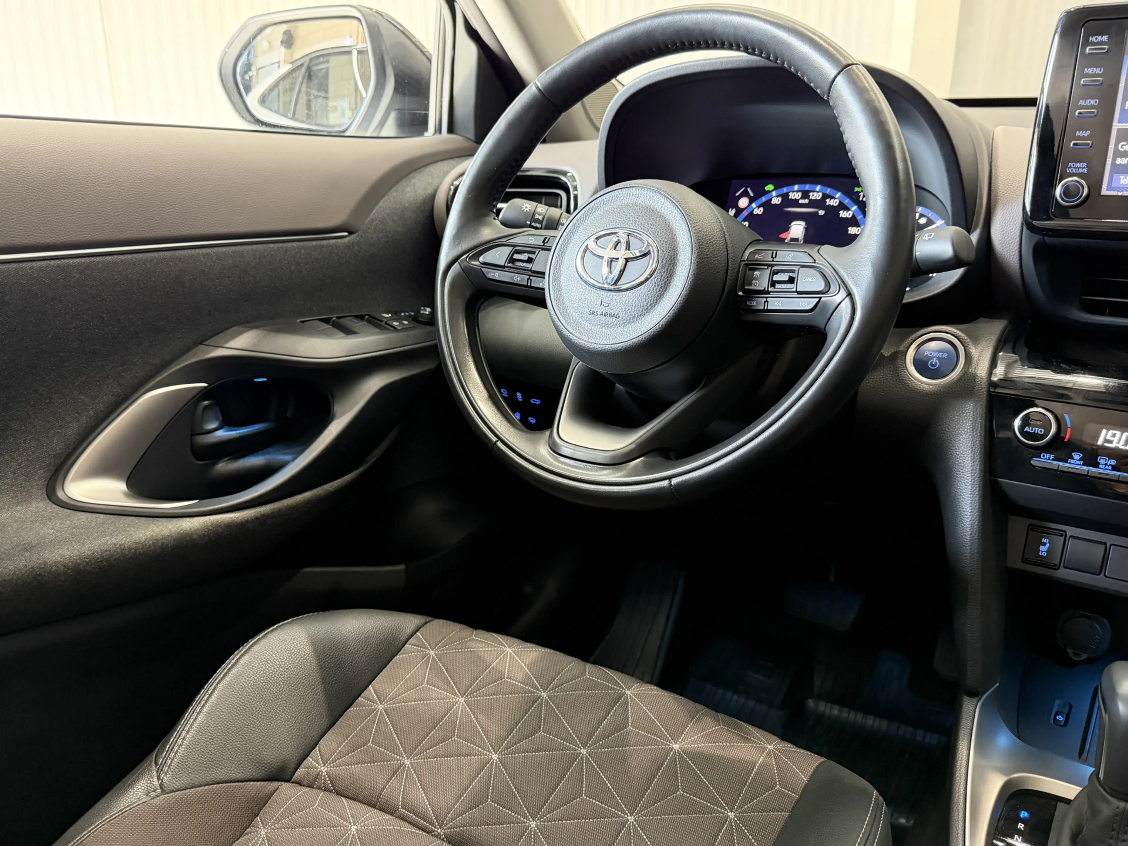 Toyota Yaris Cross 1.5 Hybrid Executive | Navi | ACC | Dodehoek | Sto — photo 36