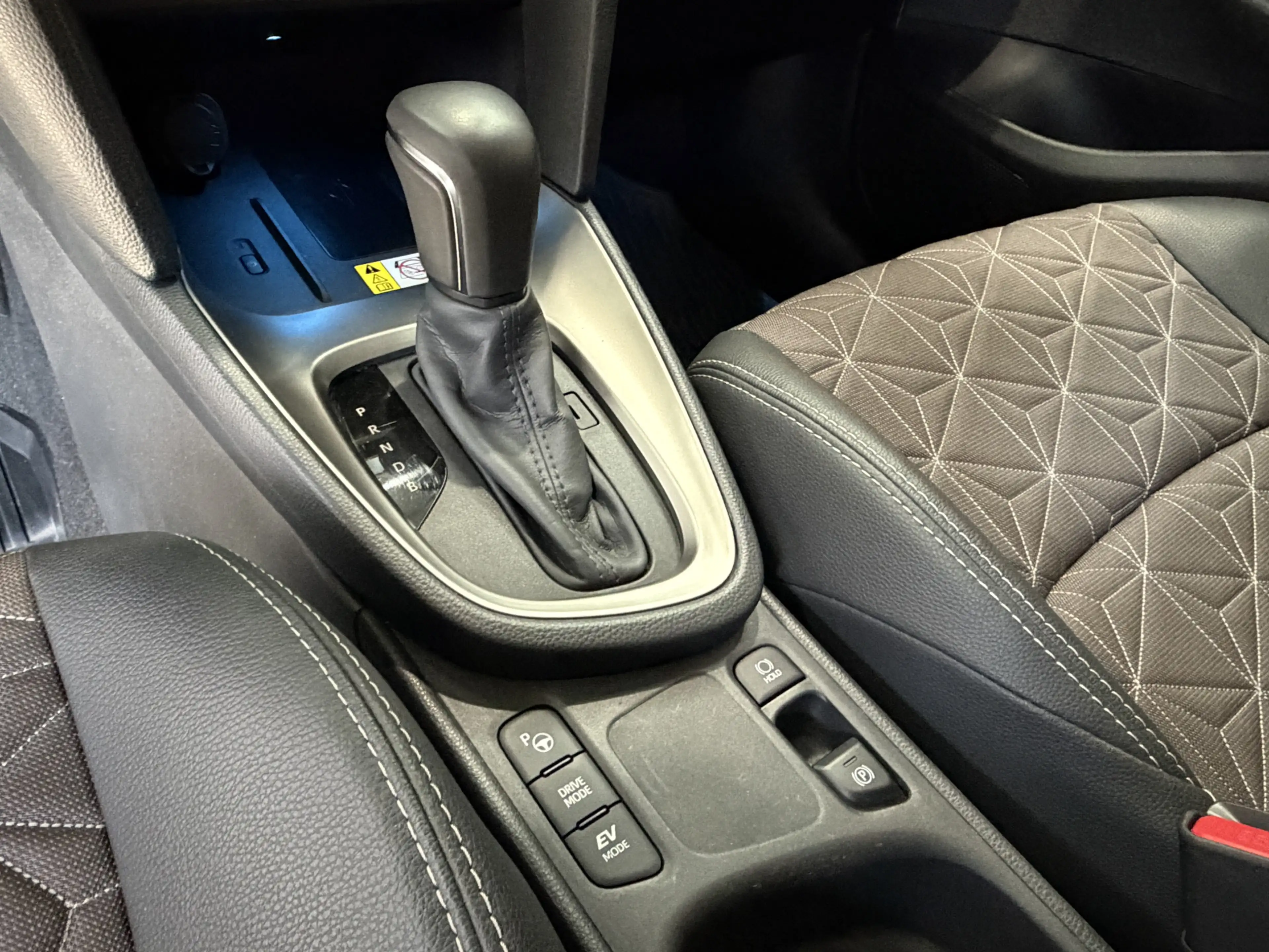 Toyota Yaris Cross 1.5 Hybrid Executive | Navi | ACC | Dodehoek | Sto — photo 12