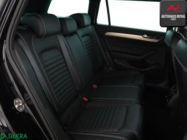 Volkswagen Passat view 13