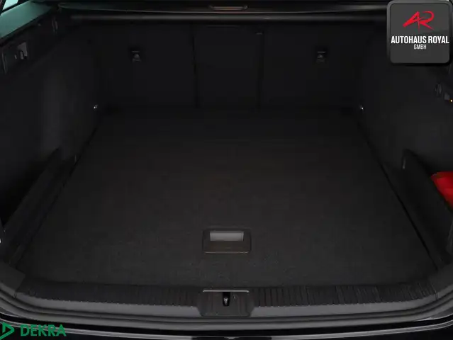 Volkswagen Passat view 14