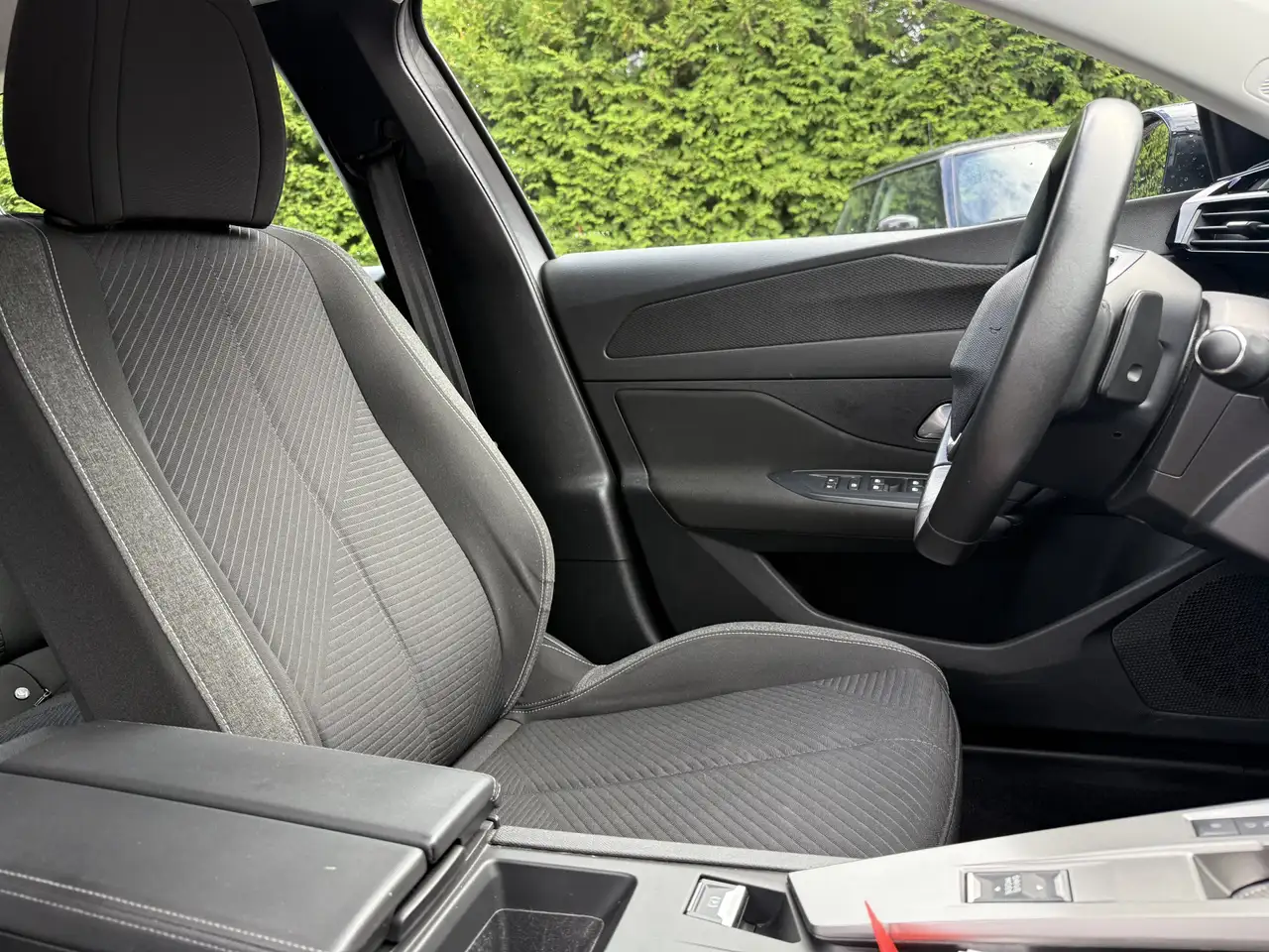 Peugeot 308 SW 1.6 HYbrid 180 Pack Business Aut., 18inch GT-li, миниатюра 2