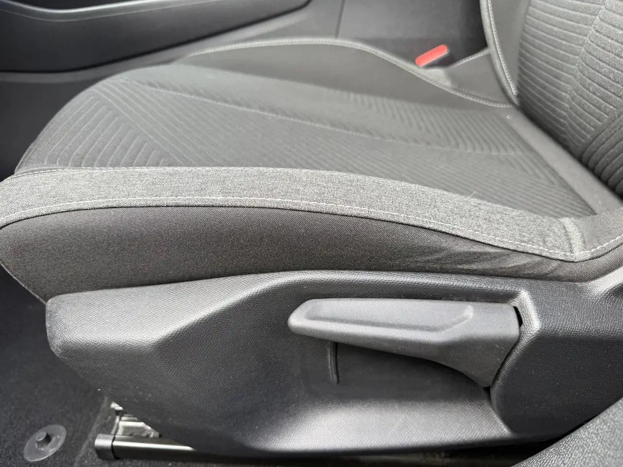 Peugeot 308 SW 1.6 HYbrid 180 Pack Business Aut., 18inch GT-li, миниатюра 30