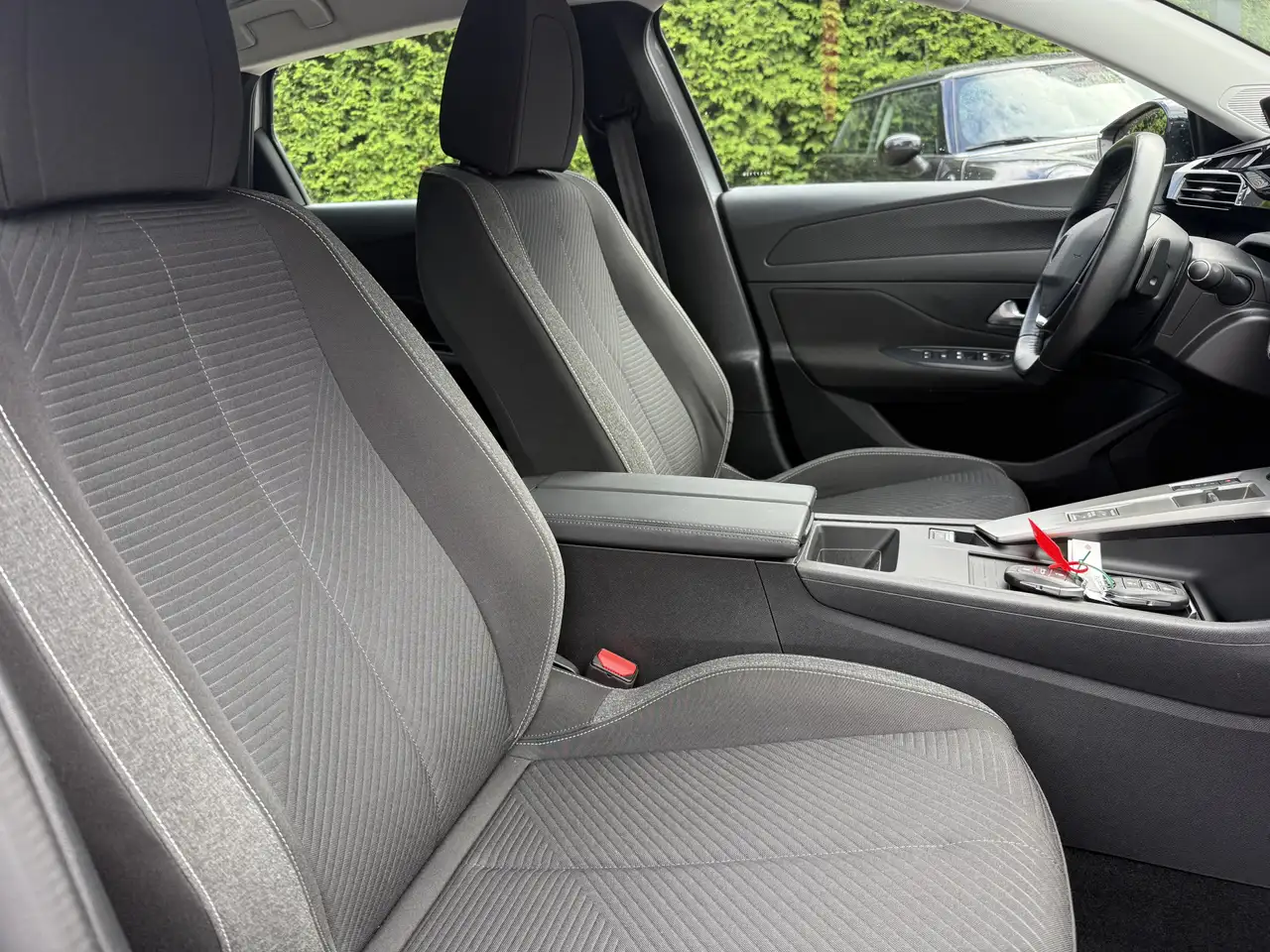 Peugeot 308 SW 1.6 HYbrid 180 Pack Business Aut., 18inch GT-li, миниатюра 10
