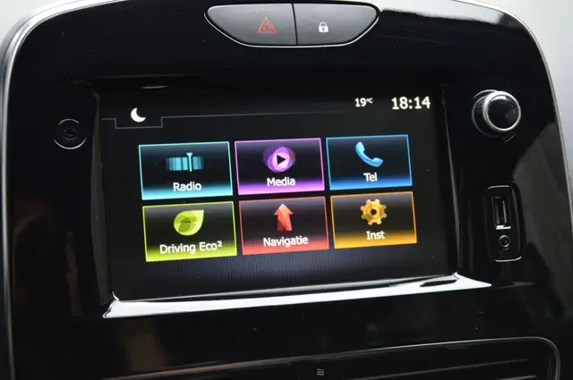 Renault Clio view 17