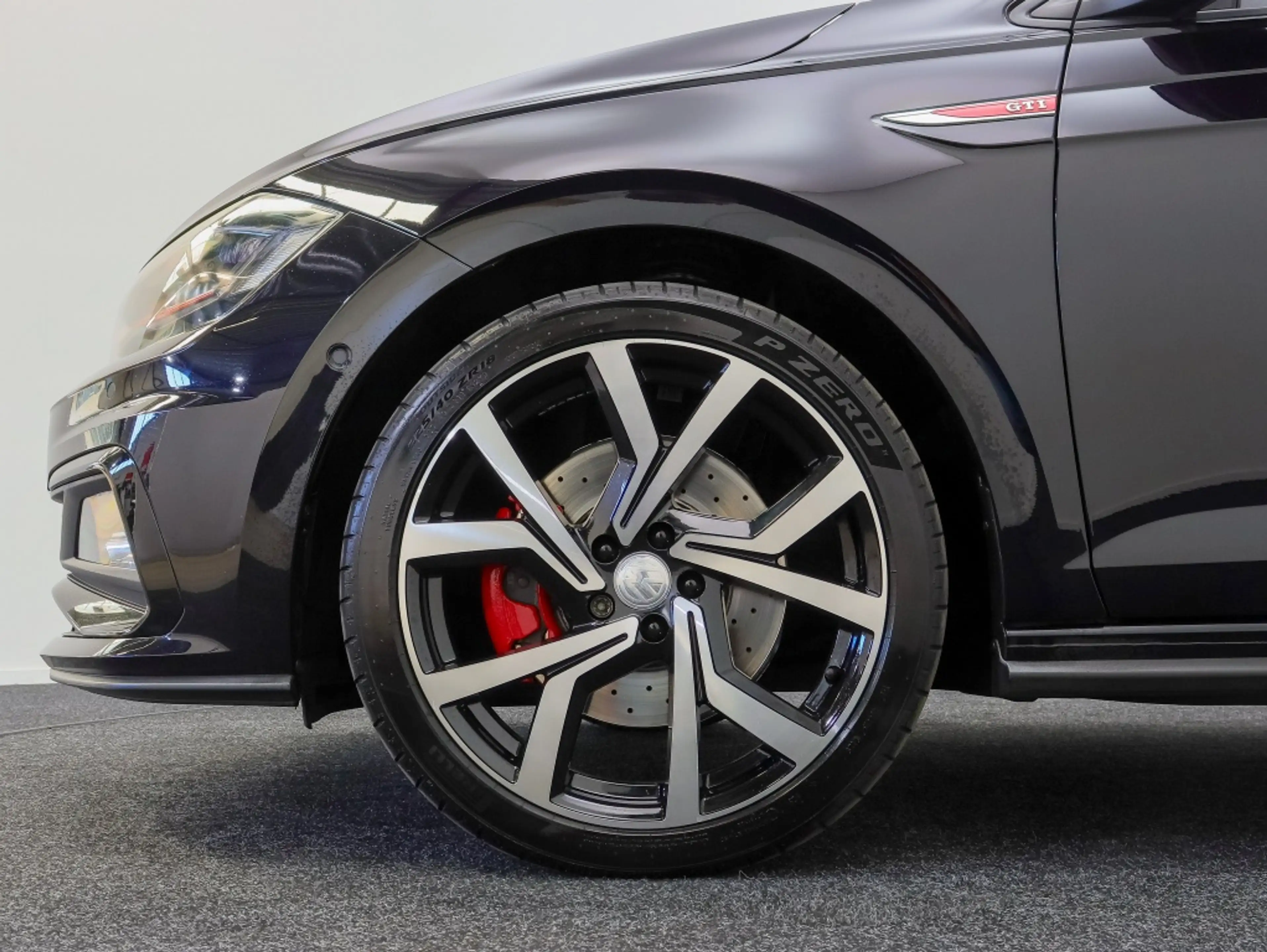 Volkswagen Polo GTI 2.0 TSI | Pano | 18" | Dealer onderhouden — photo 8