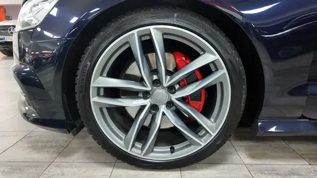 Audi A6 view 10