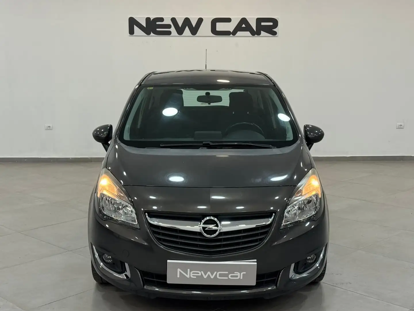 Opel Corsa Corsa 1.4 90CV GPL Tech 5 porte Cosmo Gris - 2