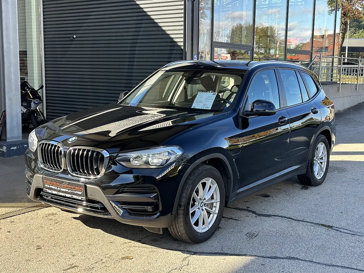 BMW X3 xDrive30e PHEV Aut. Negro - 1