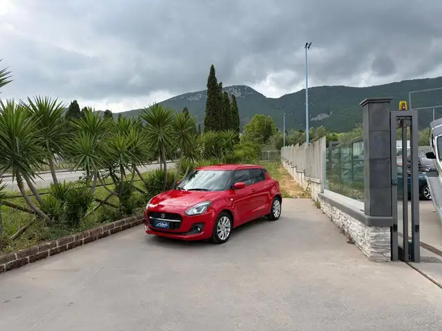Suzuki Swift 1.2 Hybrid Top