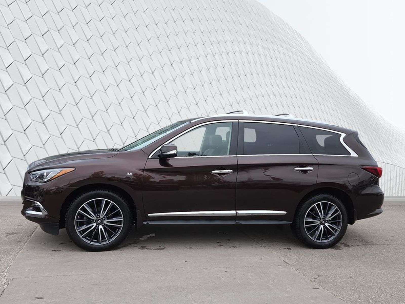 2019 Infiniti QX60 PRO-ACTIVE, DVD, HEATED/COOLED SEATS, TOP TRIM — снимка 1