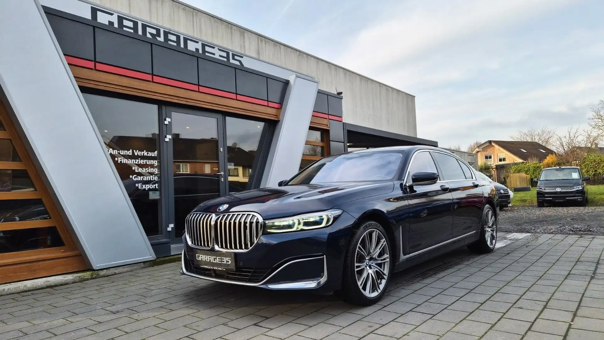 BMW 740 d L xDrive/Pure Excellence/Executive Lounge Blau - 1