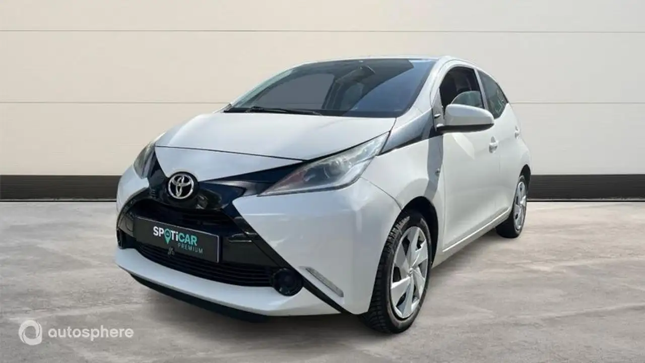 Toyota Aygo 1.0 VVT-i 69ch x-play 5p