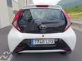 Toyota Aygo 70 x-play Blanc - thumbnail 6