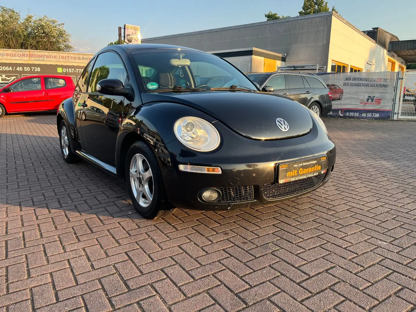 Volkswagen New Beetle Lim. 1.6*TÜV NEU* Negro - 1
