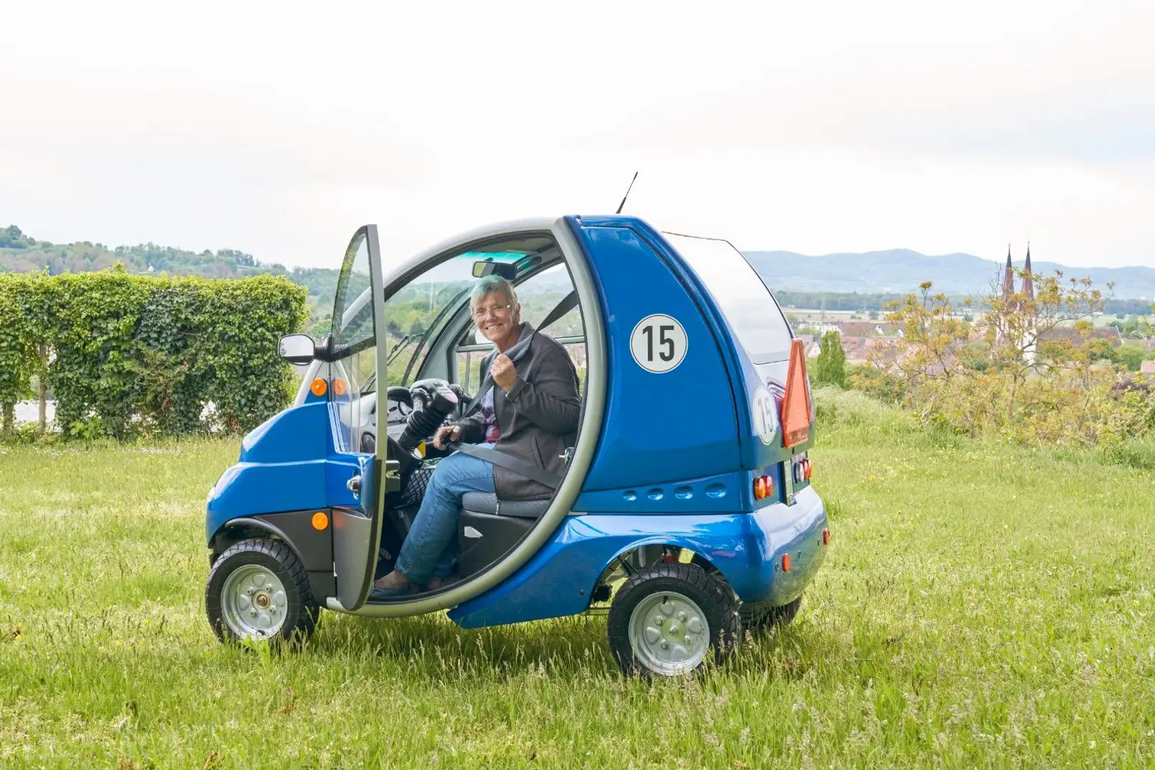 Sonstige Sonstige Charly Blau - 1