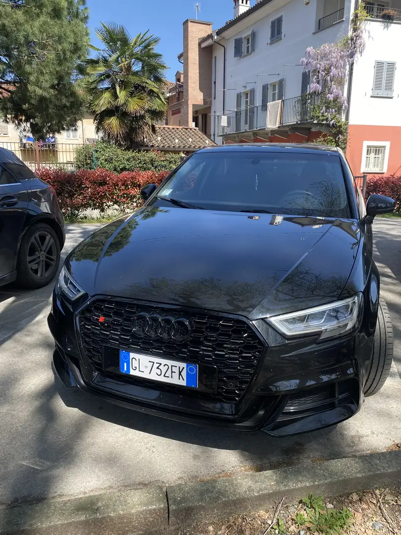Audi A3 sportback 8v s-line - 1