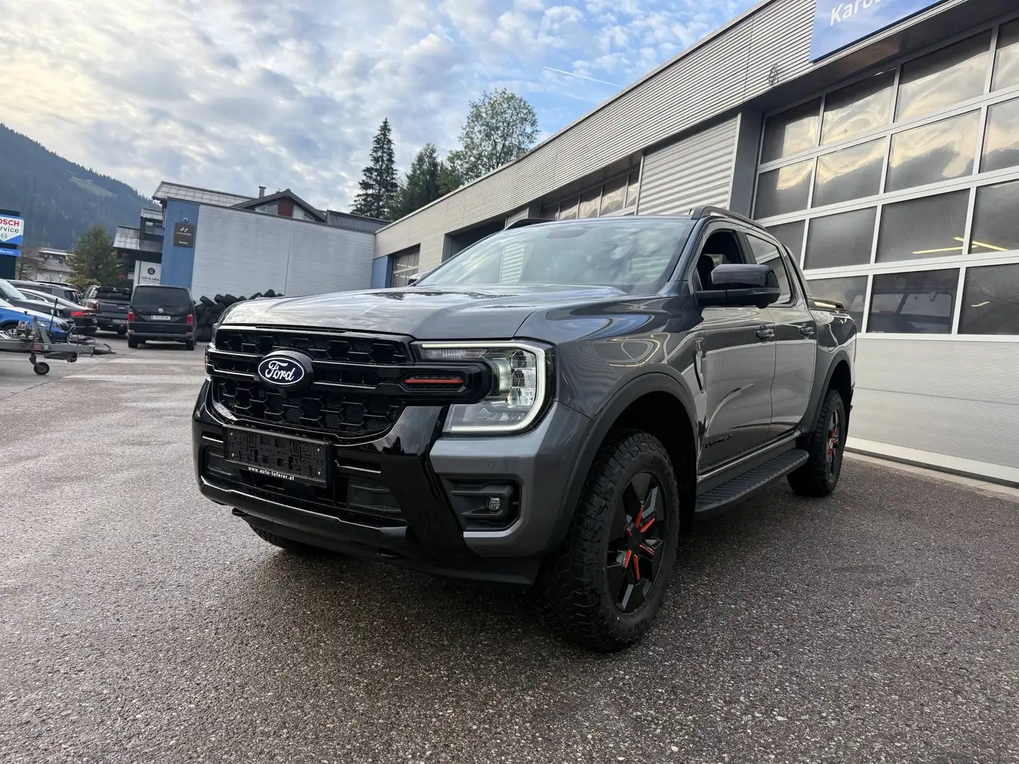 Ford Ranger RANGER WILDTRAK PHEV - SOFORT VERFÜGBAR Grau - 1