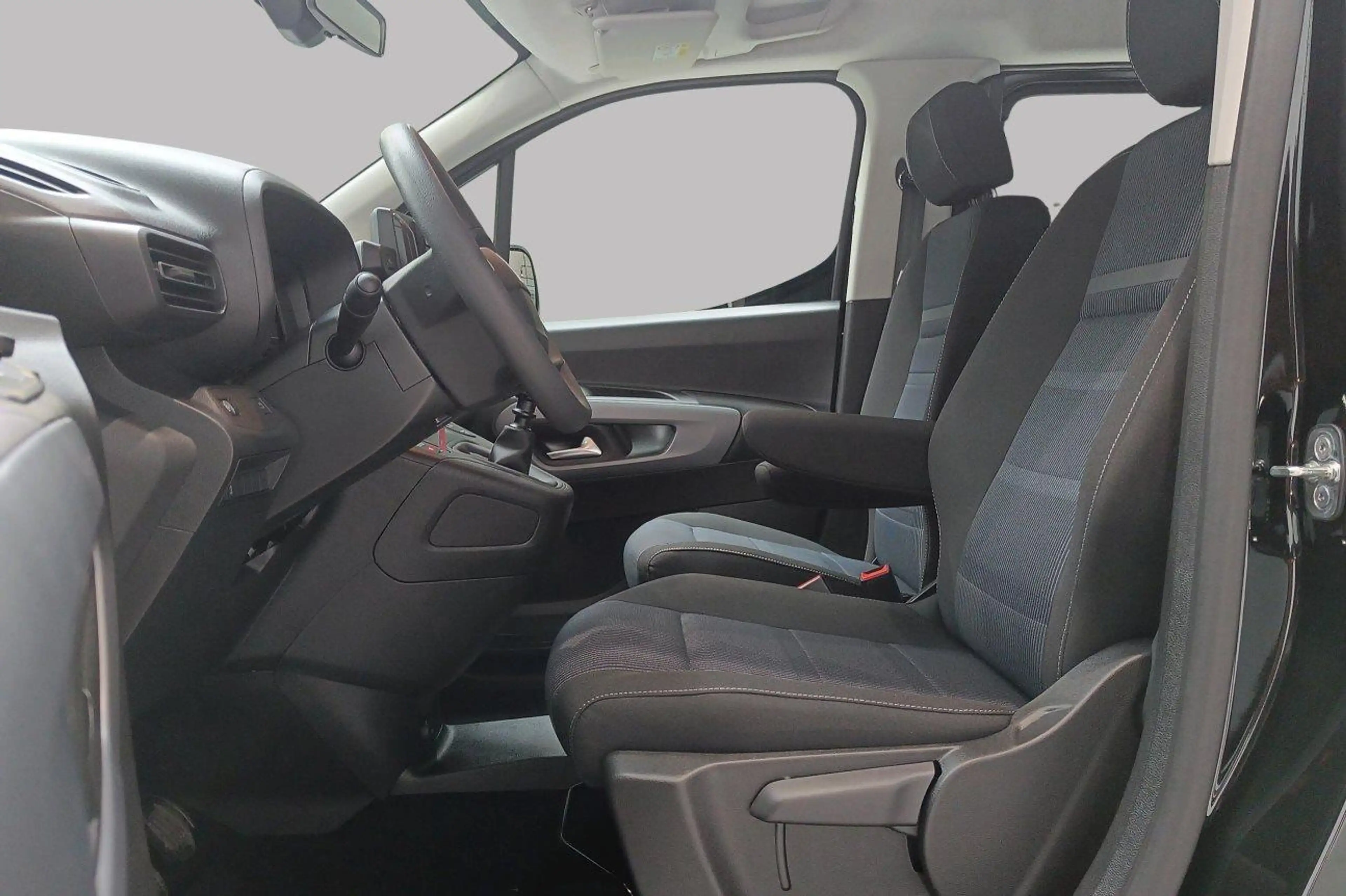 Fiat Doblo 5pl 1.2 110 — photo 10