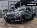 BMW X6 M50i High Executive | NL GELEVERDE AUTO | 1E EIGEN Grijs - thumbnail 1