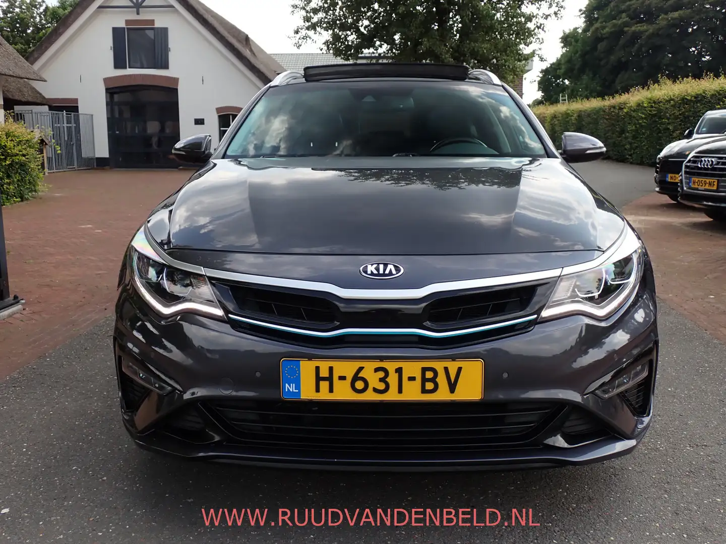 Kia Optima Sportswagon 2.0 GDI PHEV DynamicPlusLine PANODAK/K Grijs - 2
