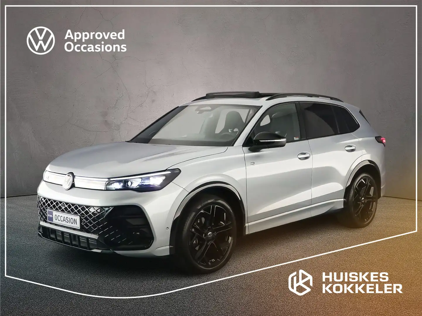 Volkswagen Tiguan R-Line Edition 1.5 eTSI 150pk DSG Automaat Trekhaa Zilver - 1