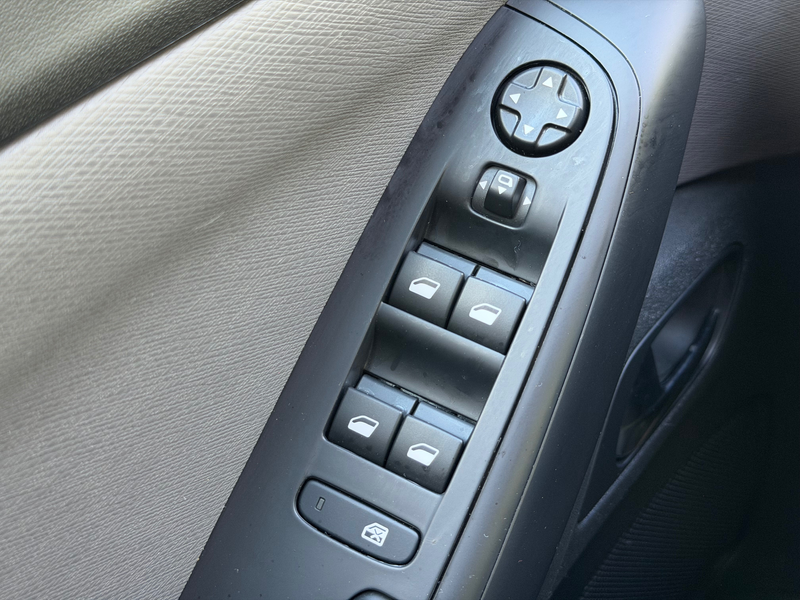 Citroen C4 SpaceTourer C4 Spacetourer 1.5 BlueHDi Live S — photo 15