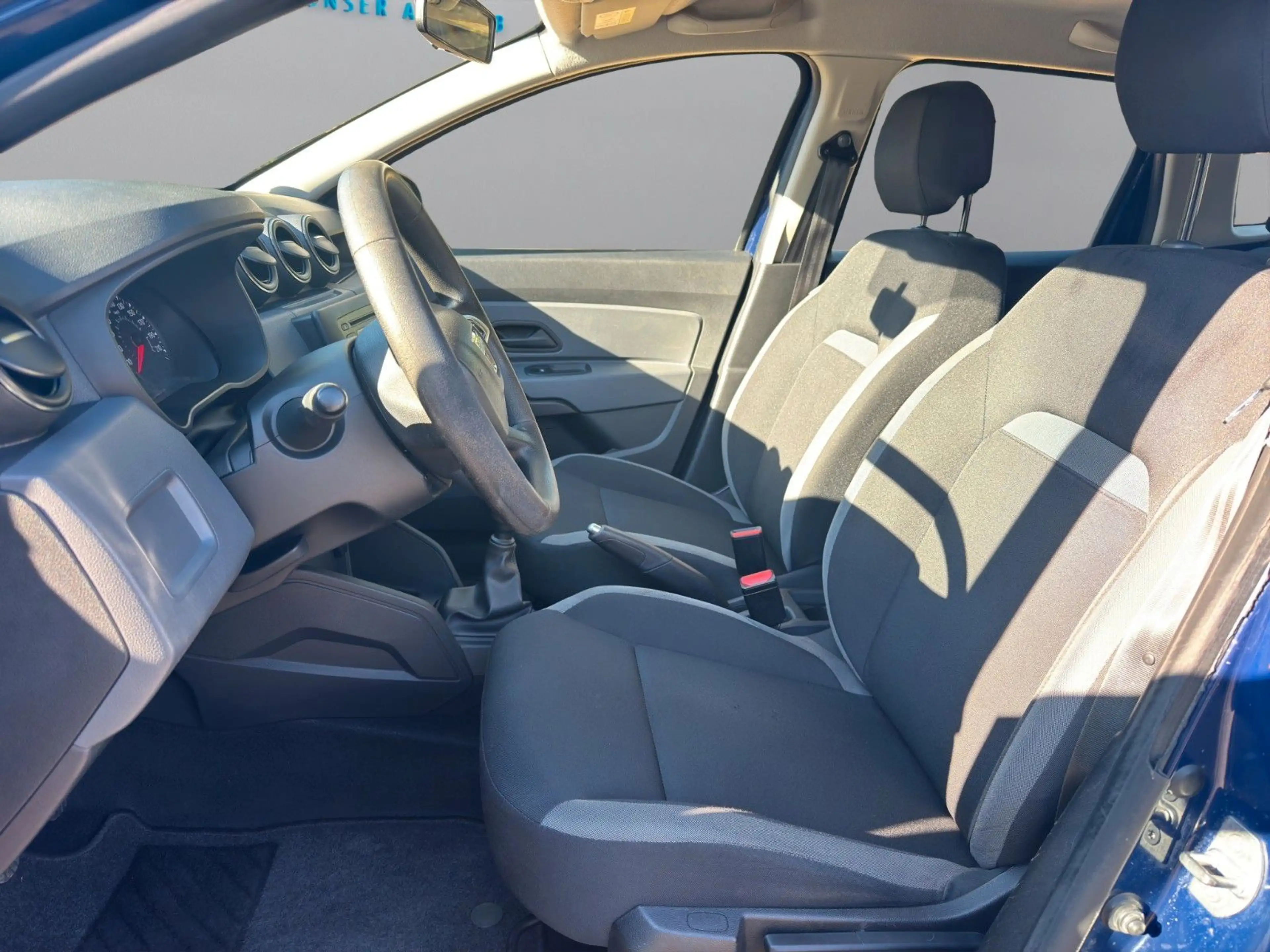 Dacia Duster *Service Neu*Scheckheft*AHK*2.Hand* — photo 10