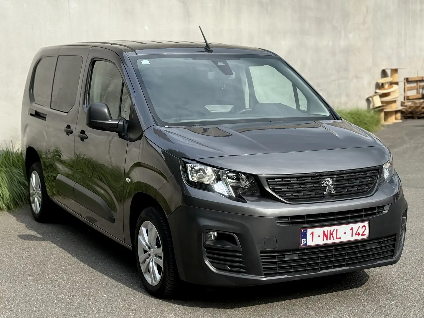 Peugeot Partner Peugeot Partner 5-zit Dubbel cabine / 2021 / Autom Gris - 2