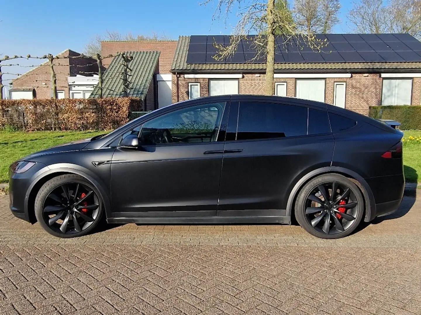 Tesla Model X 90D Performance Ludicrous + Sig. FREE supercharger crna - 2