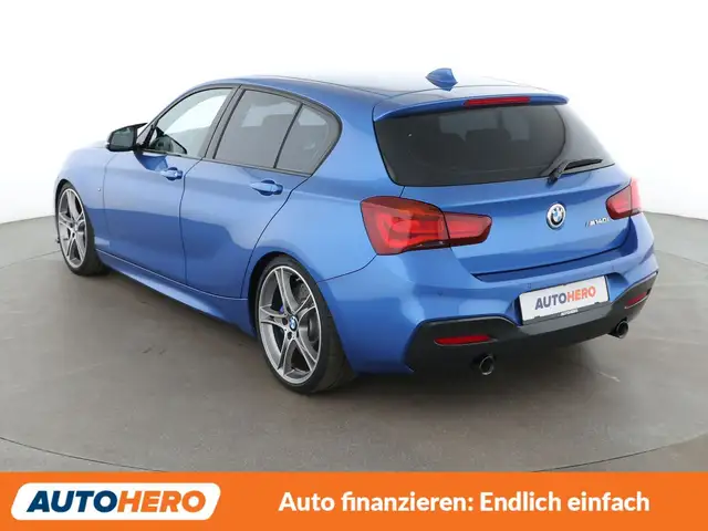 BMW 1 Series view 4