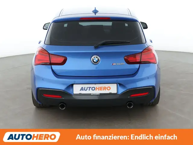 BMW 1 Series view 5
