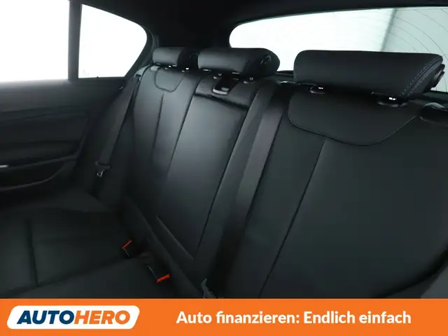 BMW 1 Series view 14