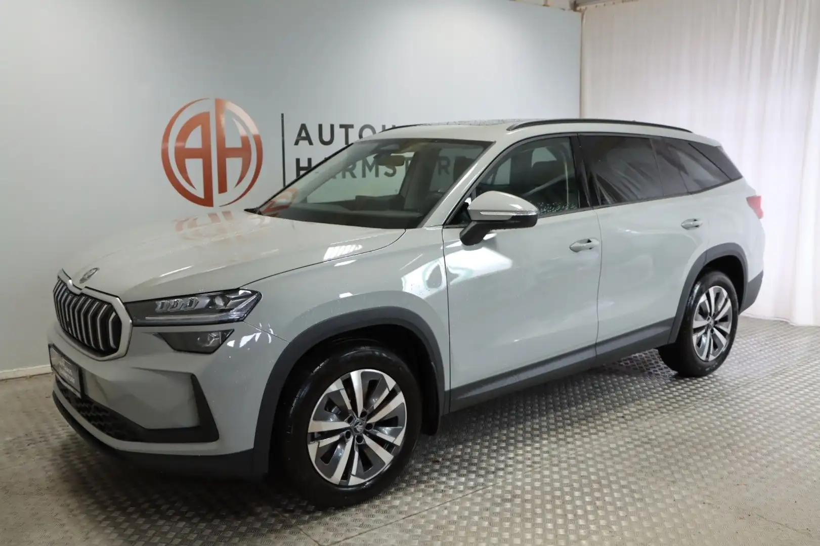 Skoda Kodiaq 1.5 TSI  Selection 7-Sitze Pano AHK Grijs - 2