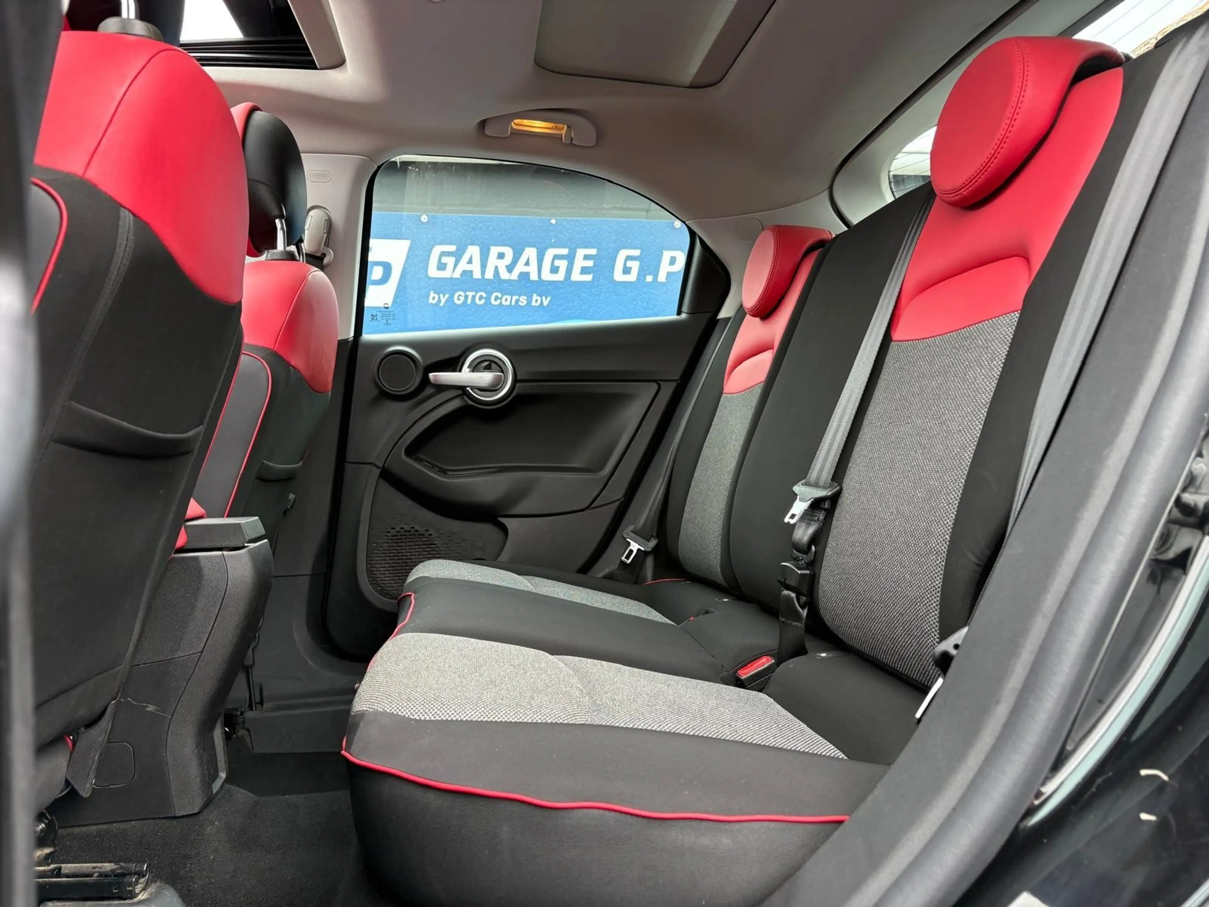Fiat 500X 1.6i E-torq Rosso Amore | | TOIT PANO — photo 11