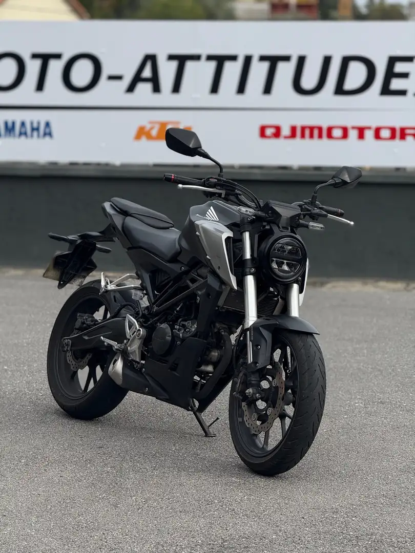 Honda CB 125 Noir - 1