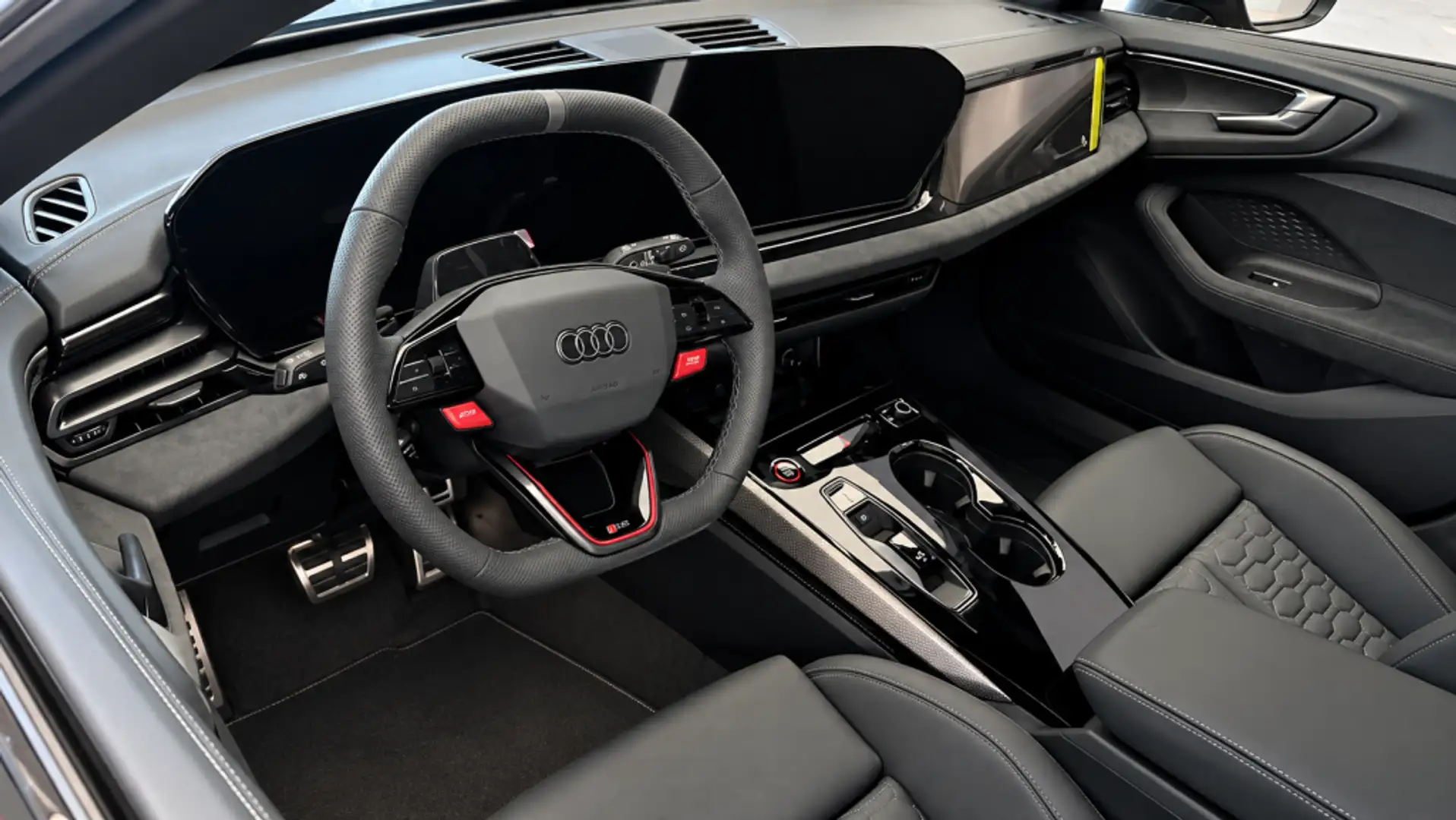 Audi RS5 Avant TFSI e-hybrid Tiptronic 470kW Rojo - 2