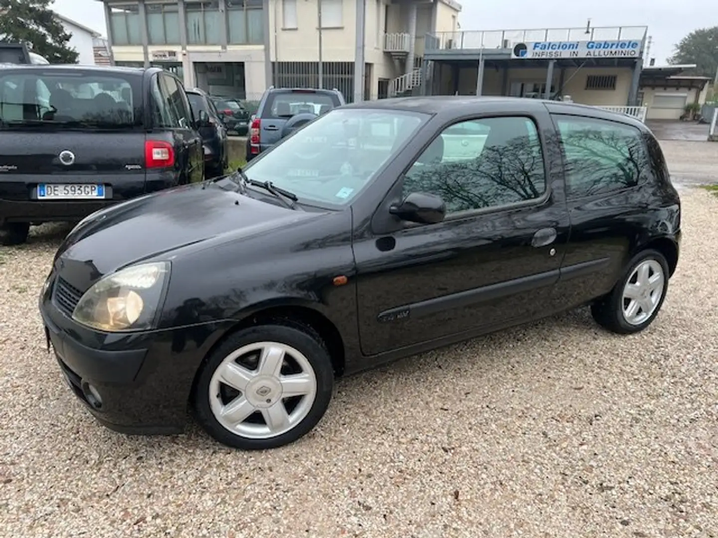 Renault Clio Clio 3p 1.4 16v Initiale Nero - 1