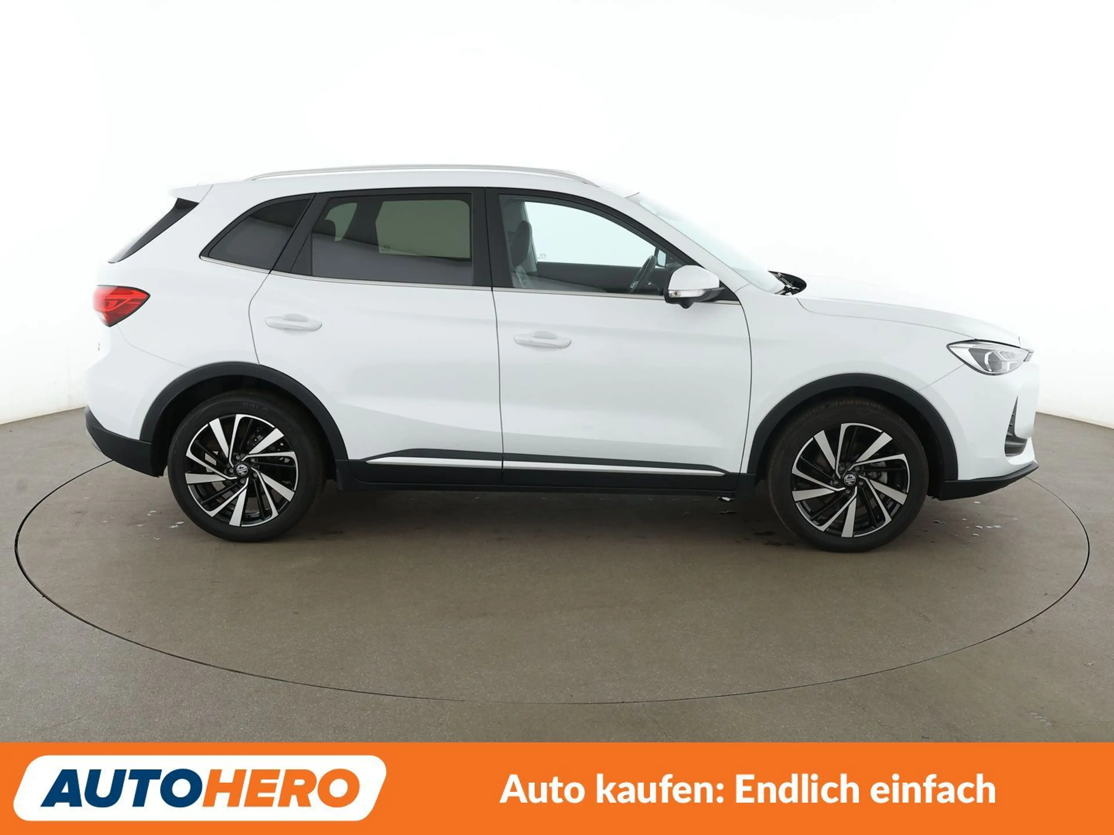 MG ZS 1.5 T-GDI Plug-in Hybrid Luxury Aut.*NAVI*LED*CAM* — photo 7