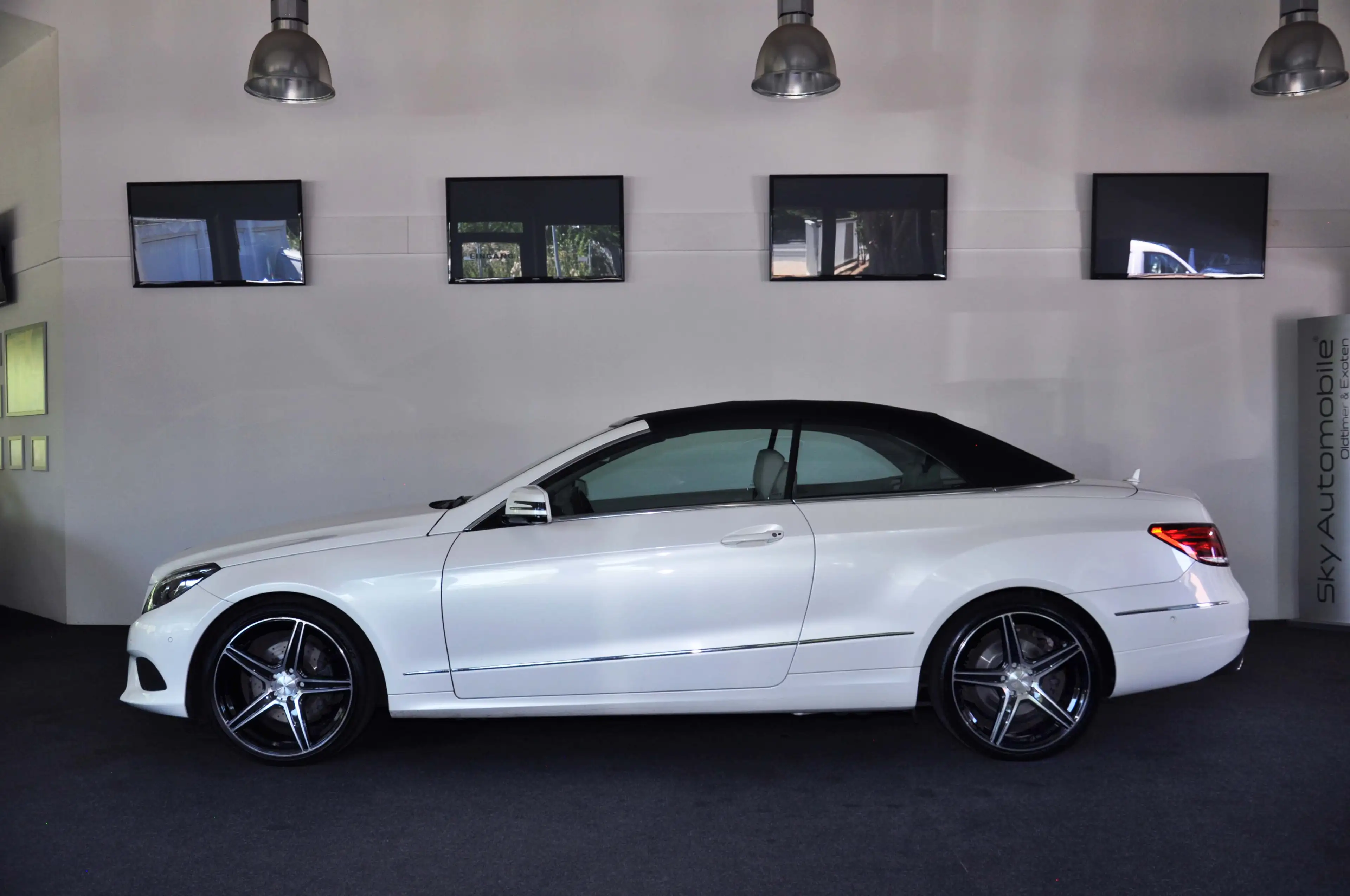 Mercedes-Benz E 350 CDI Cabrio ! Facelift-Ausführung ! Mercedes-Scheckheft ! Letzte Inspektion vor 11 tkm ! — photo 2